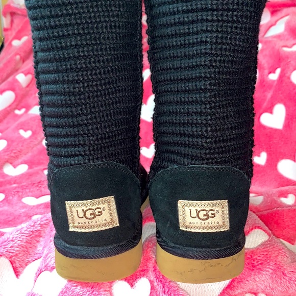 Authentic Knit Black UGG Boot Size 8 - Picture 5 of 12